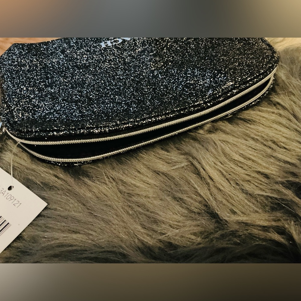 COACH POUCH - Picture 4 of 8